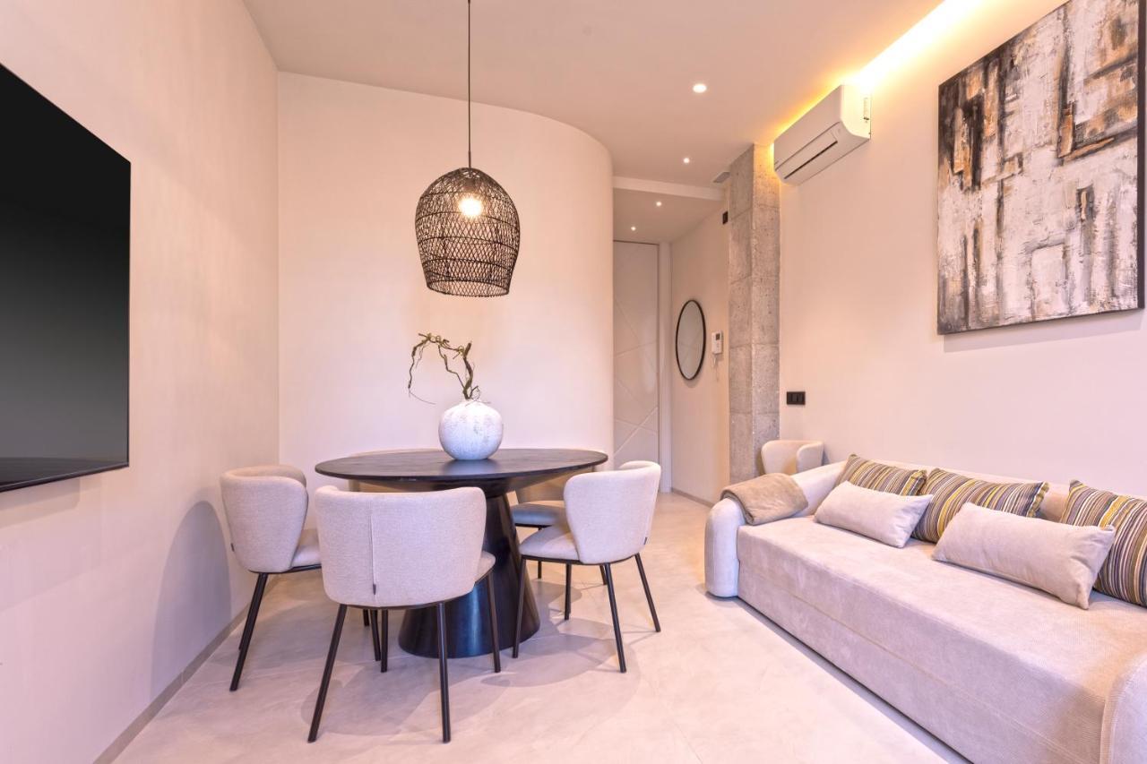 Magnificent Renovated 2Bd 2Bth Duplex With Backyard - City Centre มาลากา ภายนอก รูปภาพ